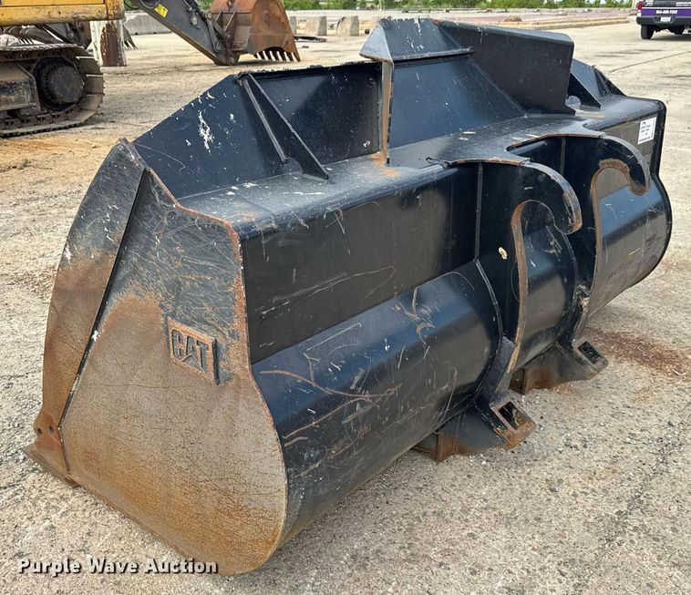 image for item EC3632 Caterpillar wheel loader bucket