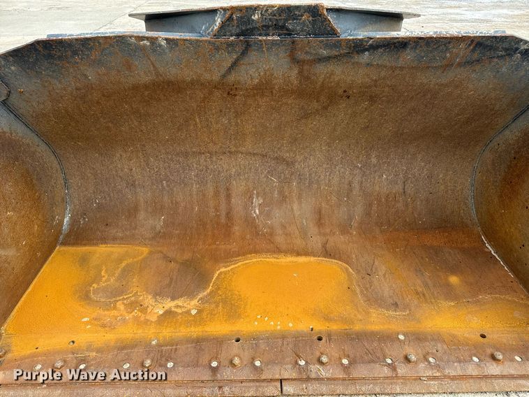 image for item EC3632 Caterpillar wheel loader bucket