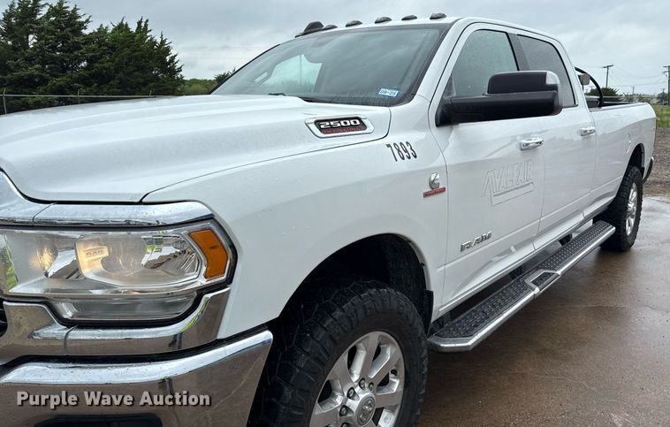 image for item ED5600 2019 Dodge Ram 2500 Crew Cab pickup truck