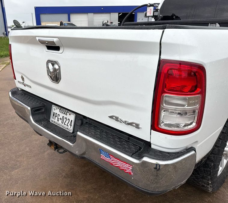 image for item ED5600 2019 Dodge Ram 2500 Crew Cab pickup truck