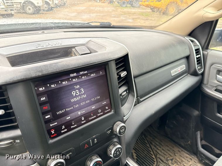 image for item ED5600 2019 Dodge Ram 2500 Crew Cab pickup truck