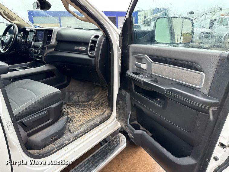 image for item ED5600 2019 Dodge Ram 2500 Crew Cab pickup truck