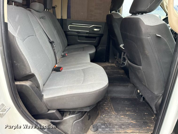 image for item ED5600 2019 Dodge Ram 2500 Crew Cab pickup truck