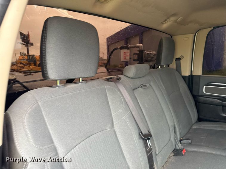 image for item ED5600 2019 Dodge Ram 2500 Crew Cab pickup truck