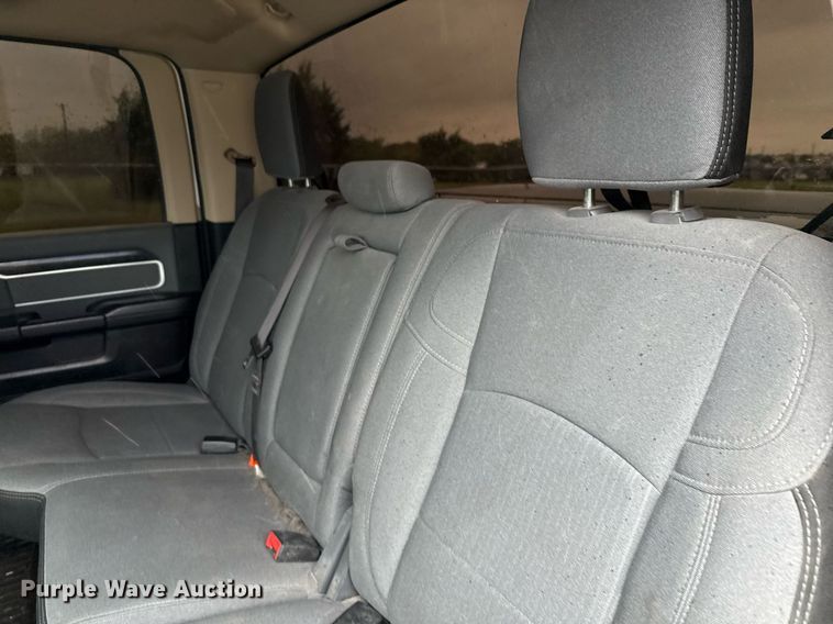 image for item ED5600 2019 Dodge Ram 2500 Crew Cab pickup truck