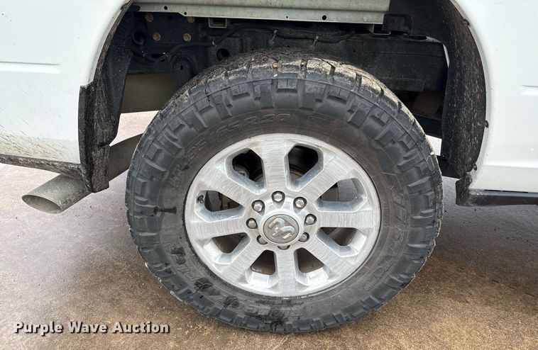 image for item ED5600 2019 Dodge Ram 2500 Crew Cab pickup truck