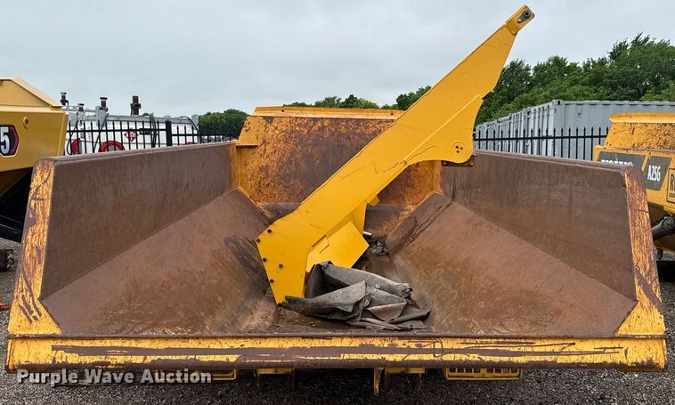 image for item ED5604 Volvo A25G dump bed