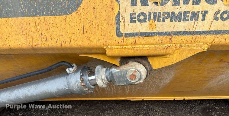 image for item ED5604 Volvo A25G dump bed