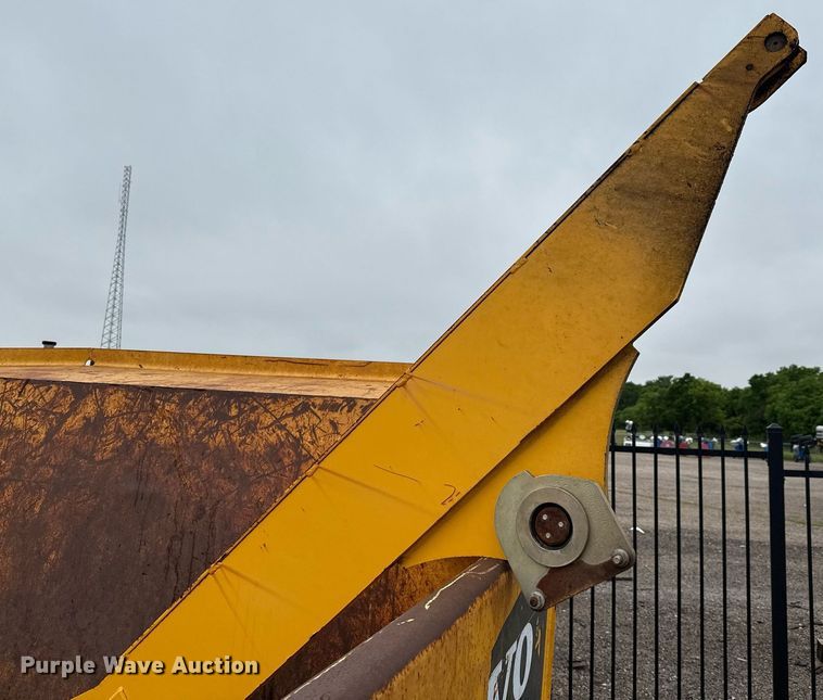 image for item ED5604 Volvo A25G dump bed