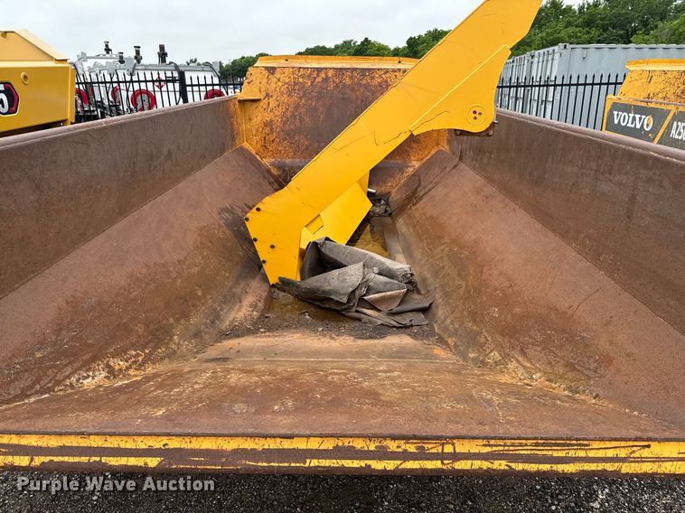 image for item ED5604 Volvo A25G dump bed