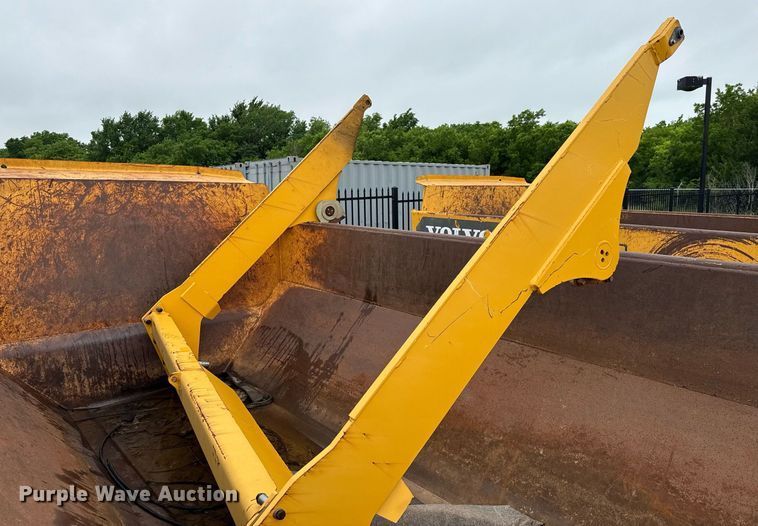 image for item ED5604 Volvo A25G dump bed