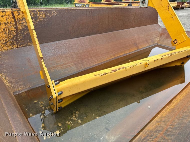 image for item ED5605 Volvo A25G dump bed