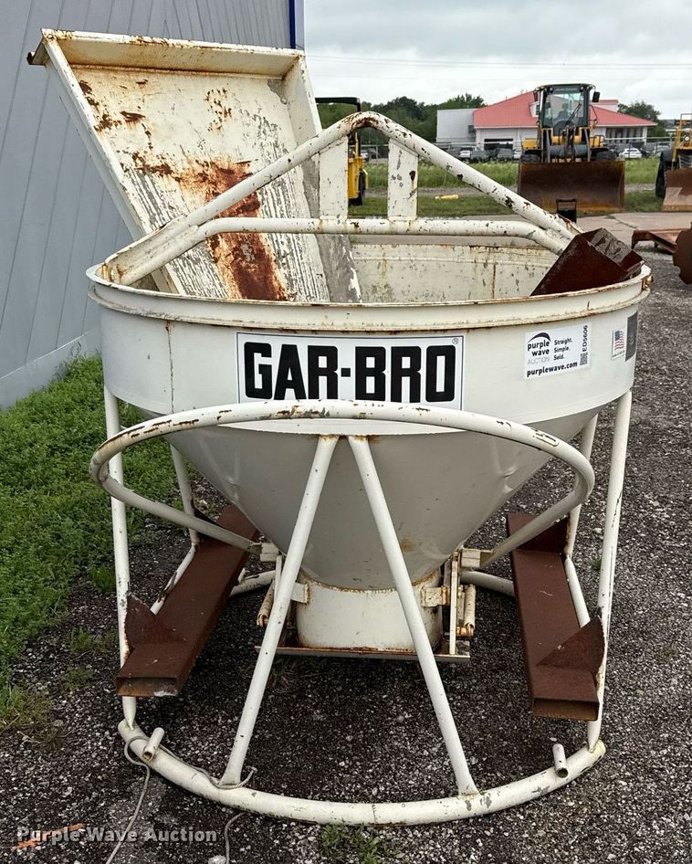image for item ED5606 2018 Gar-Bro 427-R concrete bucket