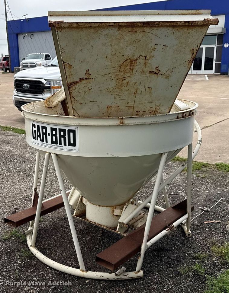 image for item ED5606 2018 Gar-Bro 427-R concrete bucket