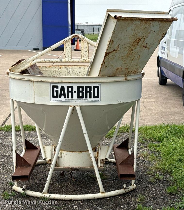 image for item ED5606 2018 Gar-Bro 427-R concrete bucket