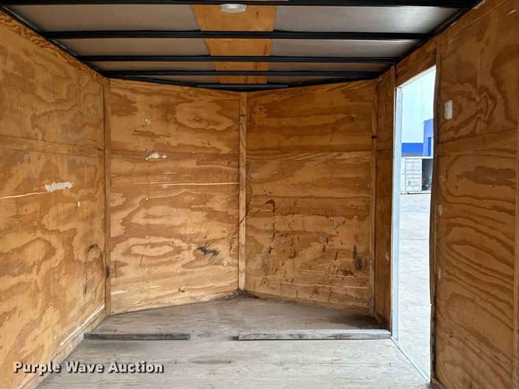 image for item ED5642 2018 Lark United Manufacturing VT716TA enclosed cargo trailer