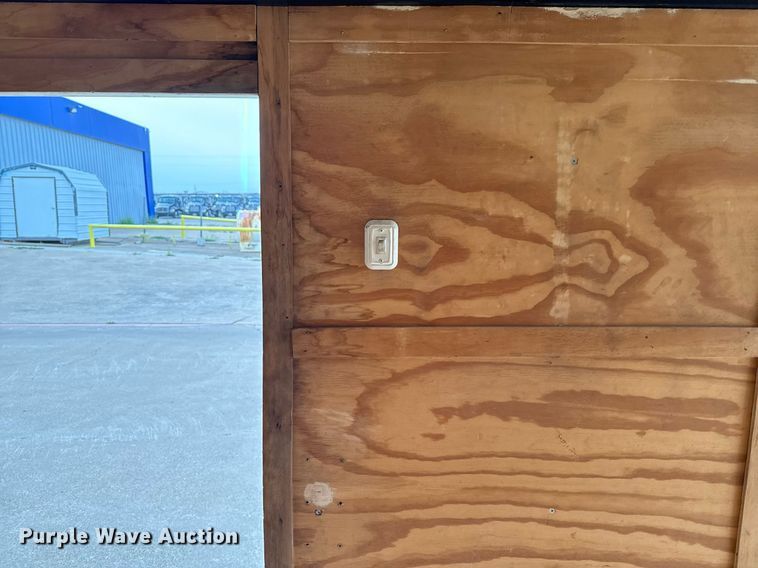 image for item ED5642 2018 Lark United Manufacturing VT716TA enclosed cargo trailer