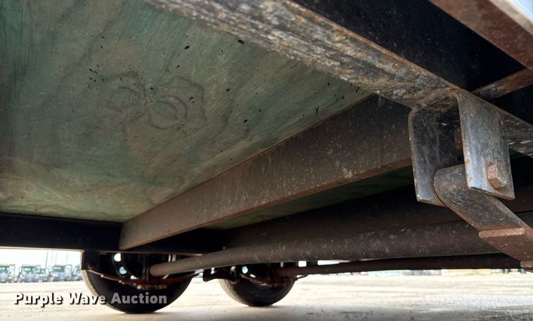 image for item ED5642 2018 Lark United Manufacturing VT716TA enclosed cargo trailer