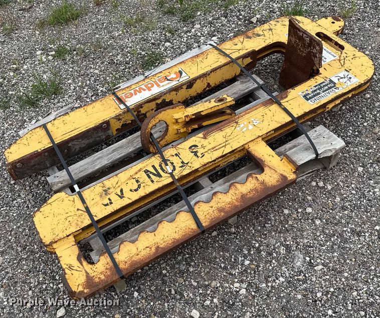 image for item ED5651 Caldwell pipe lifter