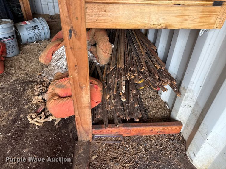 image for item ED5654 2009 A20-09DE storage container