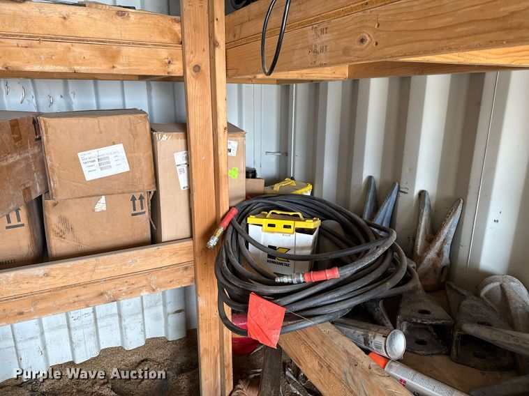 image for item ED5654 2009 A20-09DE storage container