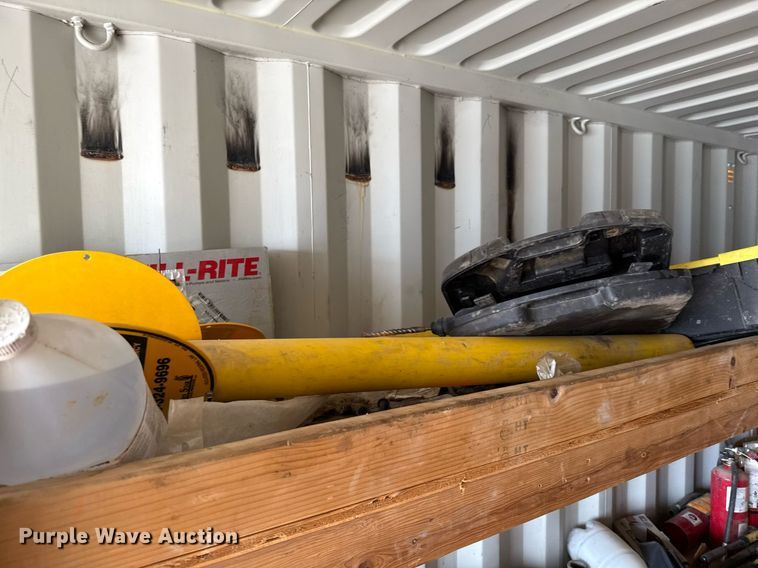 image for item ED5654 2009 A20-09DE storage container