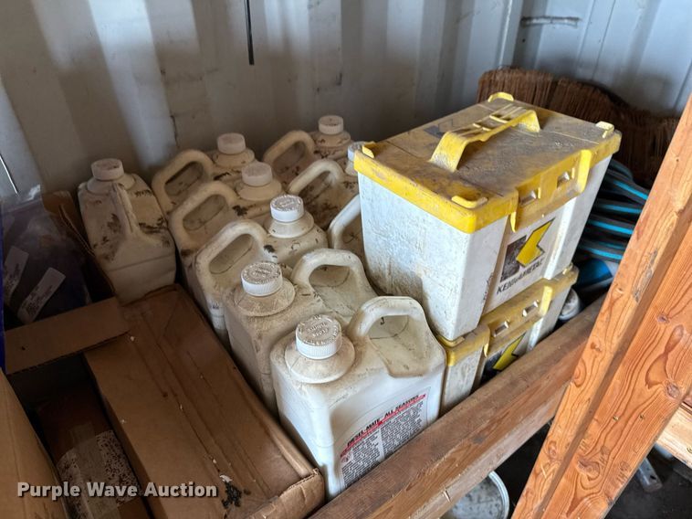 image for item ED5655 2019 A20-09DE storage container