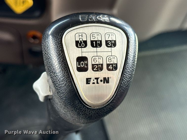 image for item ED5658 2022 Peterbilt 389 semi truck