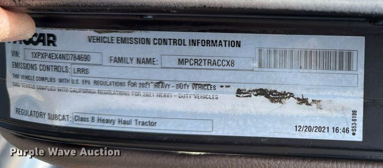 image for item ED5658 2022 Peterbilt 389 semi truck