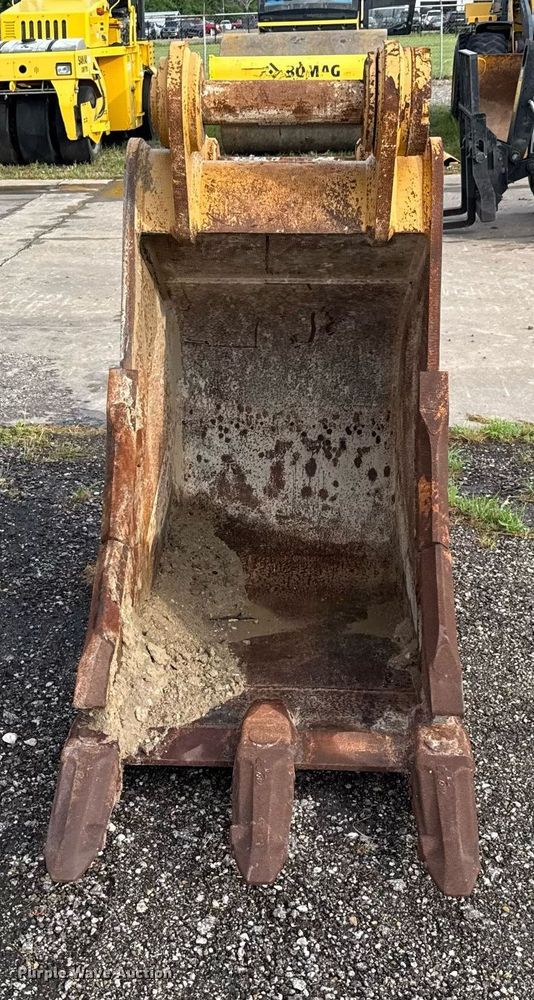 image for item ED5660 Quest SDS3036 excavator bucket