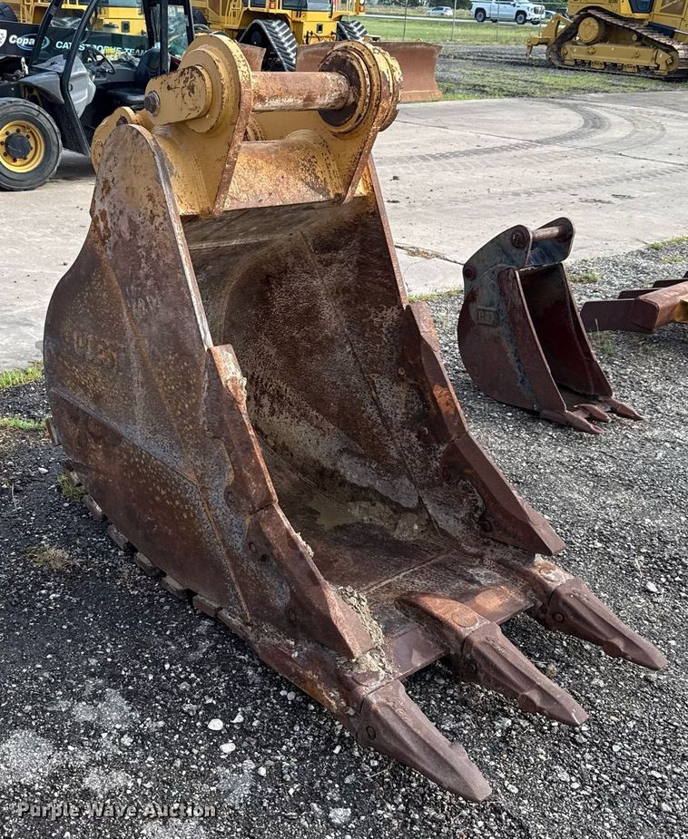 image for item ED5660 Quest SDS3036 excavator bucket