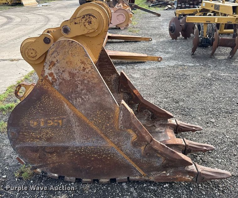 image for item ED5660 Quest SDS3036 excavator bucket