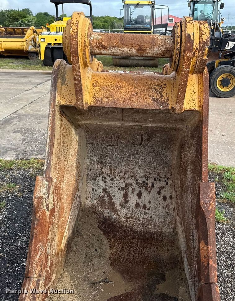 image for item ED5660 Quest SDS3036 excavator bucket