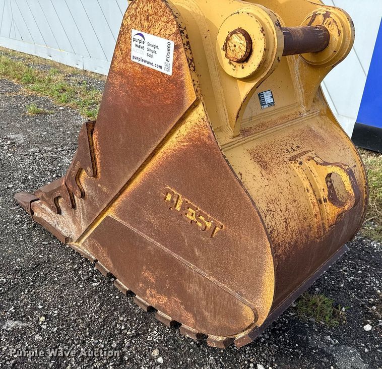 image for item ED5660 Quest SDS3036 excavator bucket