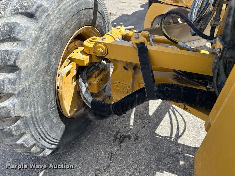 image for item ED5662 2019 Caterpillar 140M3 AWD motor grader