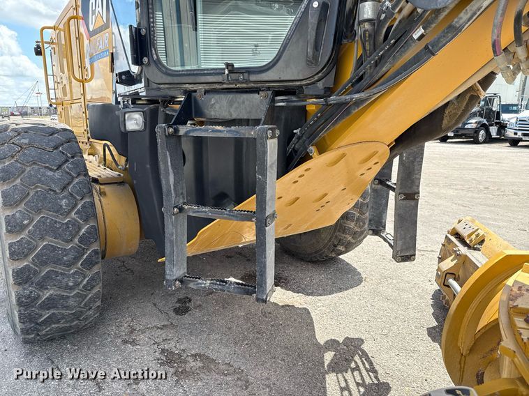 image for item ED5662 2019 Caterpillar 140M3 AWD motor grader
