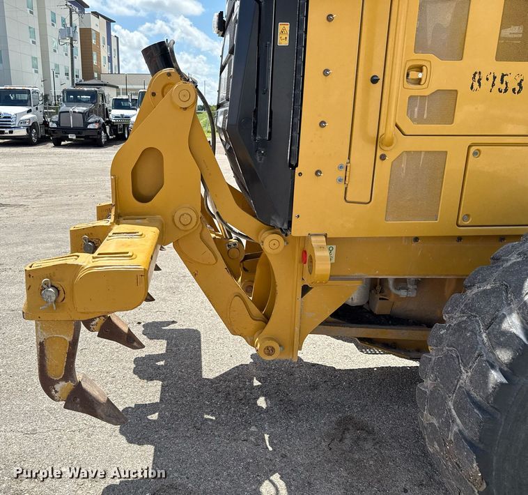 image for item ED5662 2019 Caterpillar 140M3 AWD motor grader