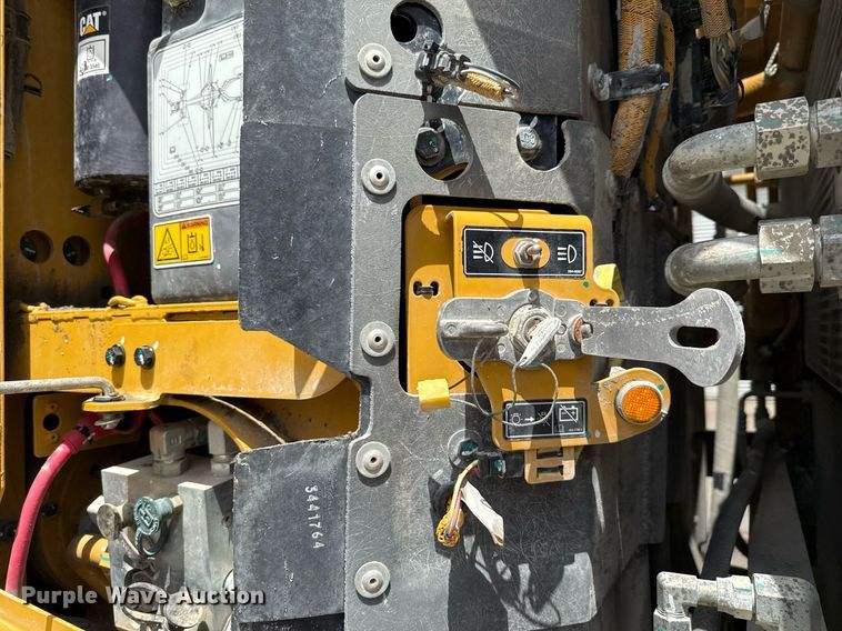 image for item ED5662 2019 Caterpillar 140M3 AWD motor grader