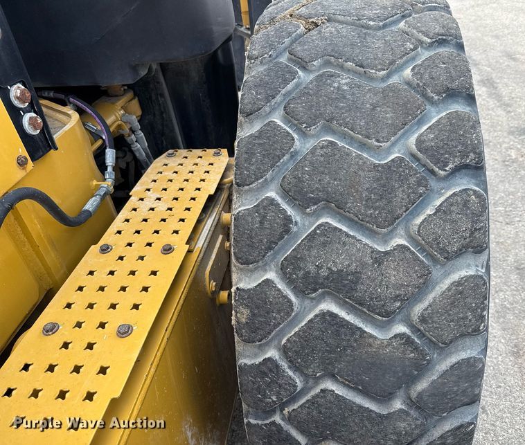 image for item ED5662 2019 Caterpillar 140M3 AWD motor grader