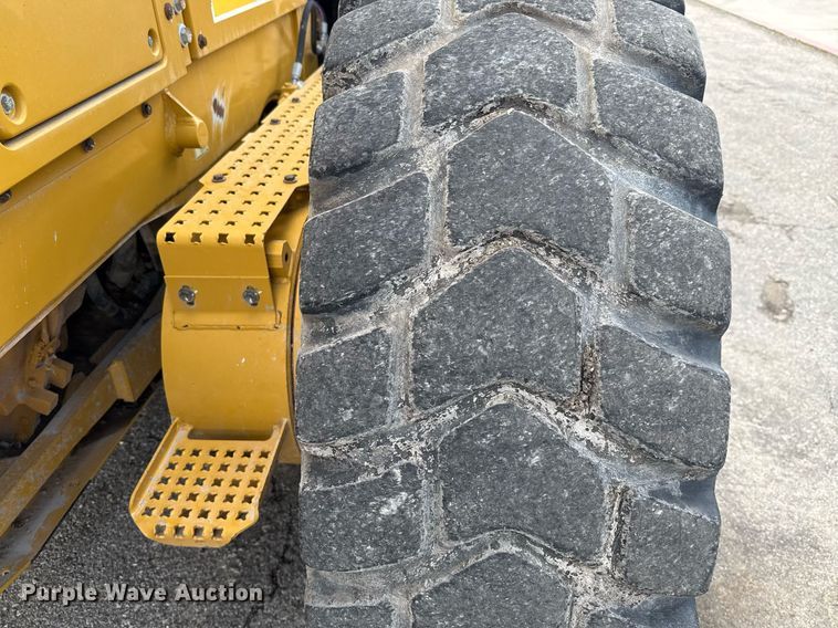 image for item ED5662 2019 Caterpillar 140M3 AWD motor grader