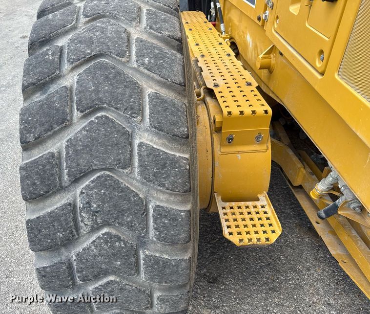 image for item ED5662 2019 Caterpillar 140M3 AWD motor grader