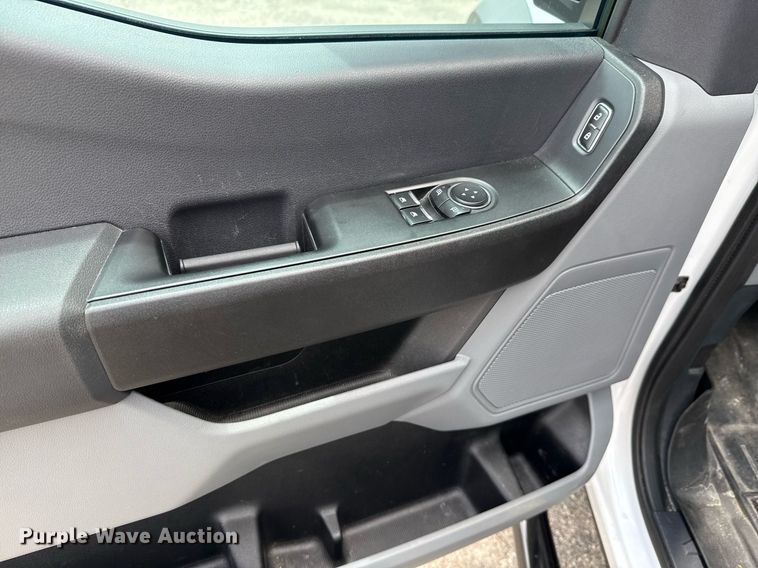 image for item ED5663 2024 Ford F550 Super Duty XL flatbed truck