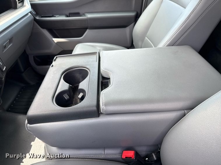 image for item ED5663 2024 Ford F550 Super Duty XL flatbed truck