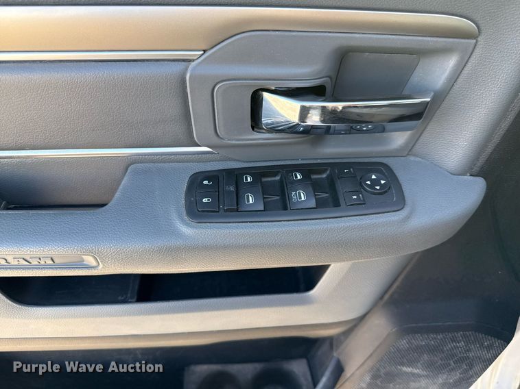 image for item ED5664 2018 Dodge Ram 2500 Crew Cab pickup truck