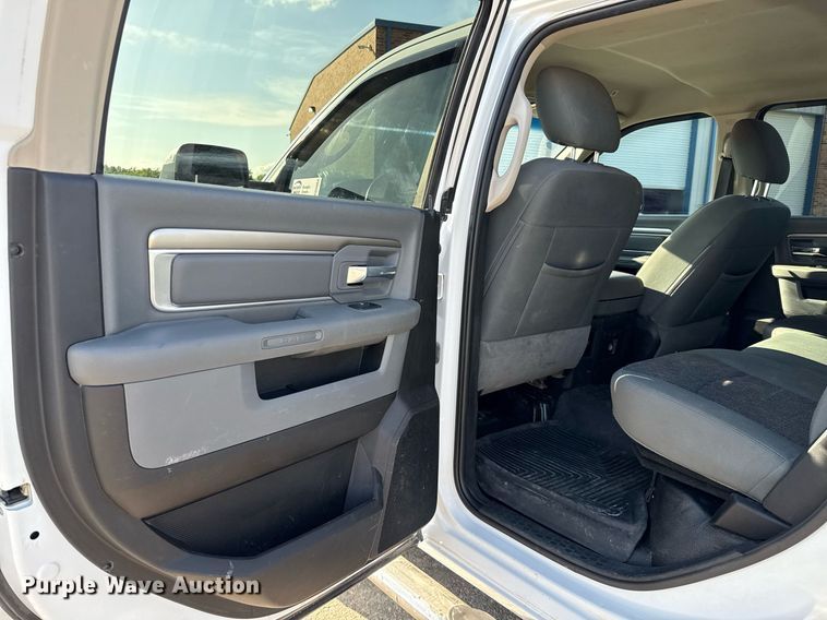 image for item ED5664 2018 Dodge Ram 2500 Crew Cab pickup truck