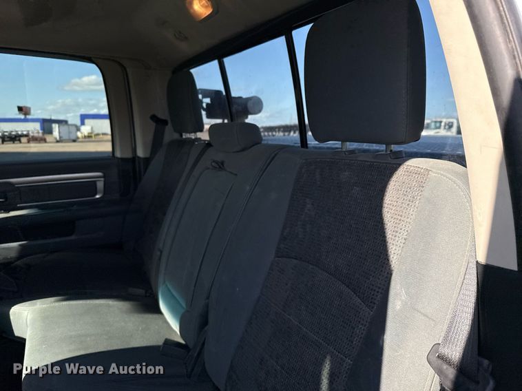 image for item ED5664 2018 Dodge Ram 2500 Crew Cab pickup truck