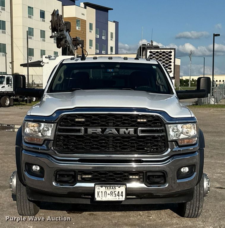 image for item ED5665 2019 Dodge Ram 5500 Crew Cab utility / service truck