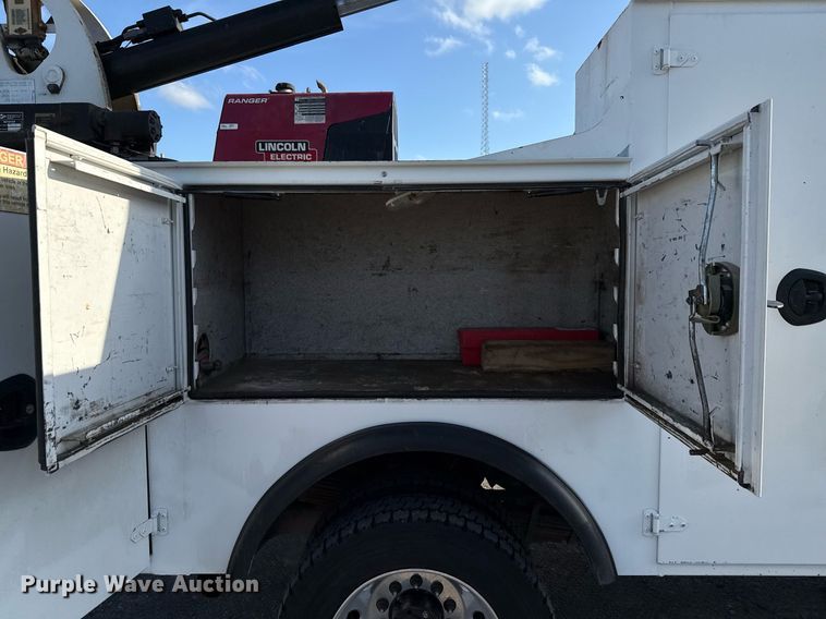 image for item ED5665 2019 Dodge Ram 5500 Crew Cab utility / service truck