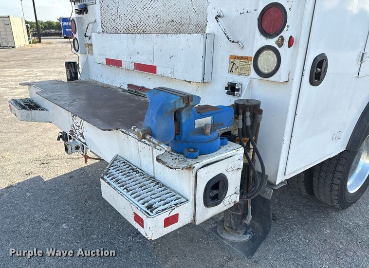 image for item ED5665 2019 Dodge Ram 5500 Crew Cab utility / service truck