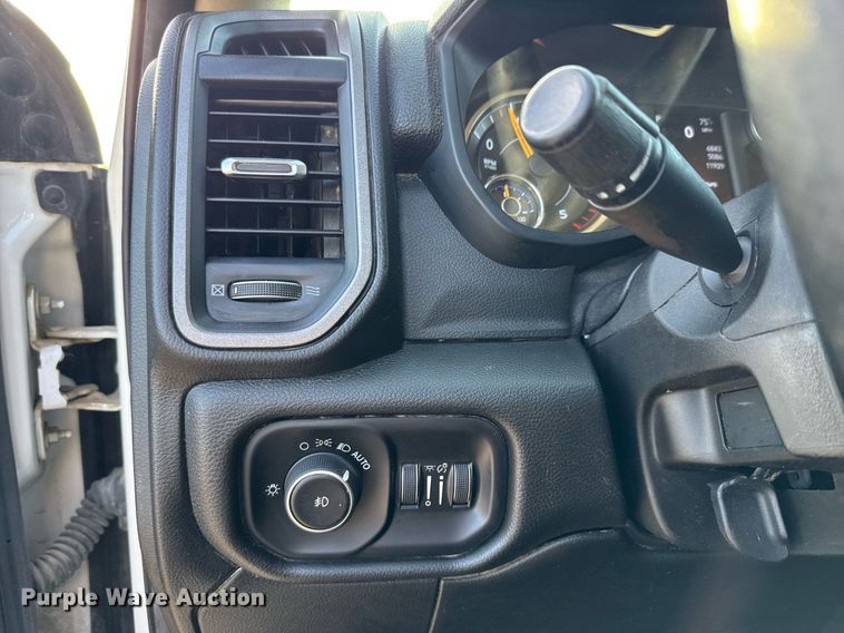 image for item ED5665 2019 Dodge Ram 5500 Crew Cab utility / service truck